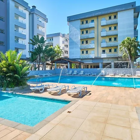 300m da Praia, Varanda G, p/8 hospedes Wi-Fi 300MG-3